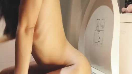 NaomiBobba - Toilet fun, play with oil, hard poop, missed the bowl