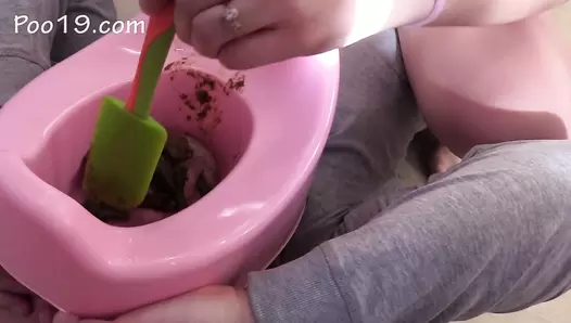 MilanaSmelly - Smell for toilet slave only