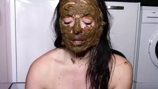 Evamarie88 - Extreme face smear and cum