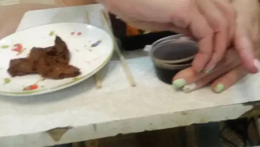 Brown wife - I eat shit in Japanese style