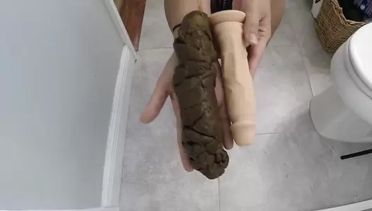 HotScatWife - WORLD RECORD TURD stuck and in TEARS
