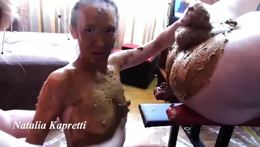 Natalia Kapretti - All in shit doing fisting and minet