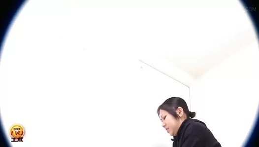 EE-695 06 Toilet voyeur: open your anal for diarrhea stool and show all things in the intestines. VOL. 2