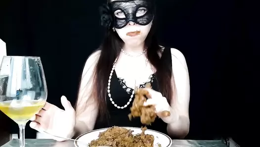 ScatLina - I Eat And Swallow 3 Big Loads Of My Shit By Top Babe Lina
