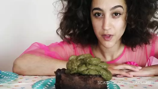 EllaDearest - Hand Finishing My Birthday Cake