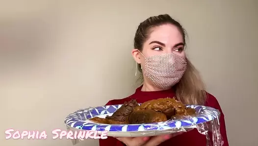 Sophia_Sprinkle - Toilet POV, Slave Self-Feed + JOI!