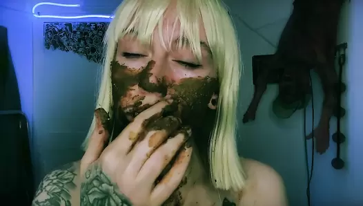 DirtyBetty - Real Scat Mole Rat Experience