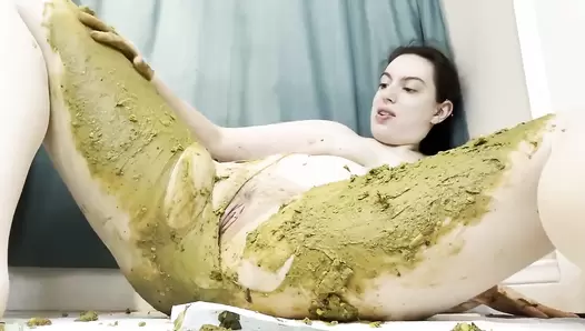 Brooklynbb13 - Pantyhose Poop and Smear