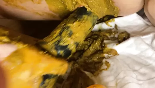 p00girl - Dirty fisting pussy smeared in shit