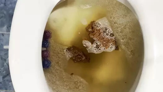 Thefartbabes - Monster Stucks In Toilet
