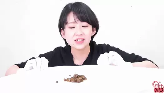 FF-615 04 "Please look at my poop."