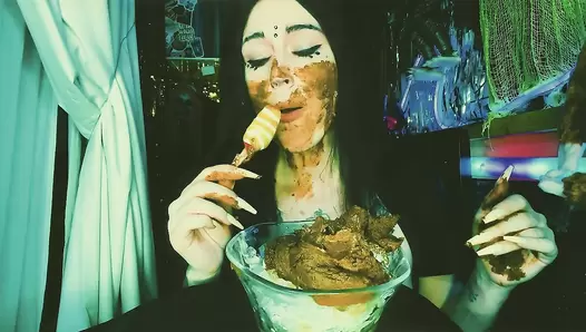 DirtyBetty - Mama poop on your ice cream