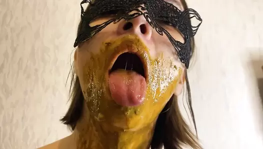 p00girl - Poop, fuck in mouth and feel sick, smear