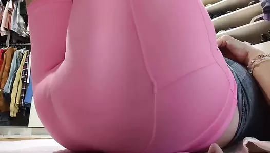 BetweenMyCheeks - Shitting In my ShortsX2