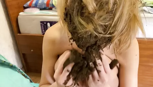 p00girl - Big shit on hair and face