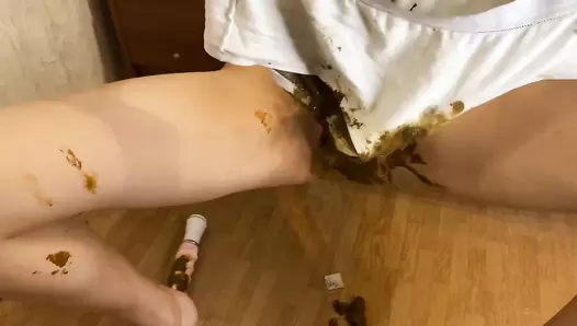 p00girl - Diarrhea in panties, scat in underwear, panties in pussy
