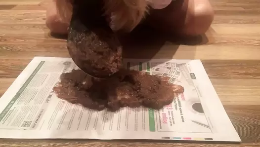 Lily - Shit on the newspaper