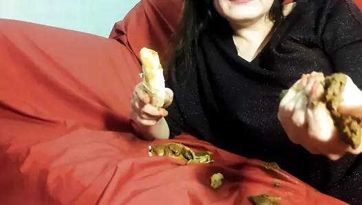 ScatLina - Banana in chocolate shit