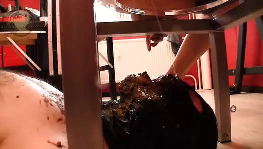 Scat And Pee With Lady Chantal And Miss Cherie