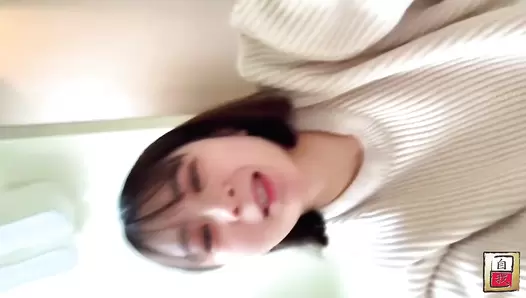 JG-542 03 Close-up photography and self-portraits over several days with fearless Maho Kawanishi who takes poop selfies at her parents’ house.