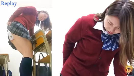 EE-680 03 Schoolgirls chobi leakage! Big diarrhea protrusion after trying to hold it in