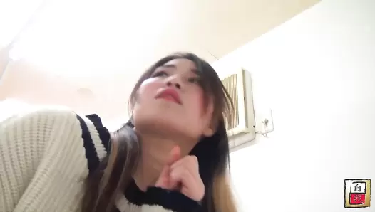 JG-541 04 Self filmed defecation videos with live commentary and a camera placed directly under the anus