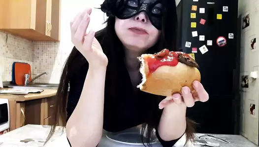 Scat Hot Dog Swallow By Top Scat Girl Lina
