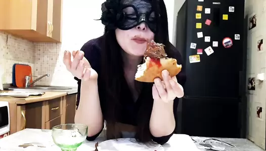 Scat Hot Dog Swallow By Top Scat Girl Lina