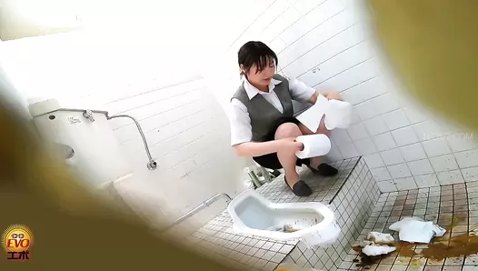EE-616 05 Office ladies pooping their panties, bursting noisy diarrhea all over the toilet and try to clean the mess afterwards