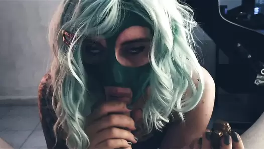 Scat Eat And Shit Sucking By Top Babe Dirty Betty - The Green Mask