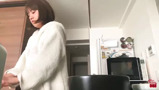 FF-597 04 Her first excretion documentary. VOL. 3 Yui Sekiguchi poops