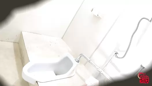 FF-490 04 Toilet voyeur in the city center: diarrhea circumstances of GALs in flashy clothes