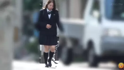 EE-665 05 School girls caught stomachache in front of the toilet door. Diarrhea desperation and fail. VOL. 2
