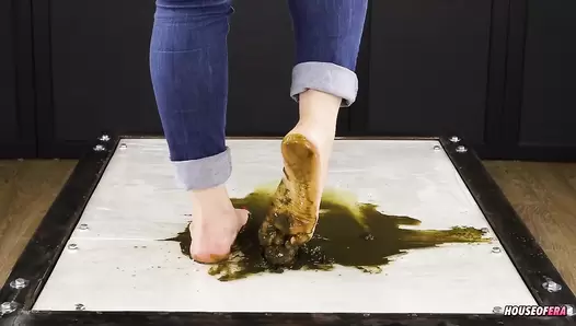 HouseofEra - Shitty Feet and Cockbox Footjob POV