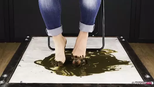 HouseofEra - Shitty Feet and Cockbox Footjob POV