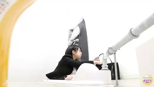 SL-565 01 Tailing beautiful women in their daily life. Revealed privacy, defecation and villainy