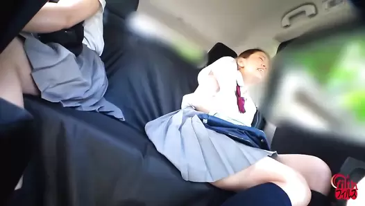 FF-584 02 Schoolgirls and their shameful smell! Panicky shit leaking in the car!