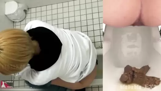 UNKW-039 01 Close-up face and poop. Double view toilet excretion