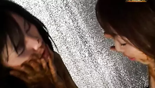 UNKW-041 Lesbian Scat, enema and piss. (uncensored)