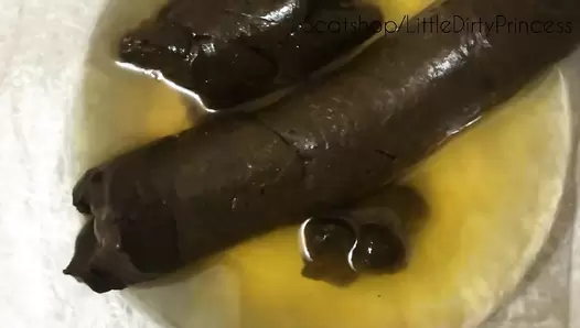 LittleDirtyPrincess - Long thick poop served in a bowl of pee for you