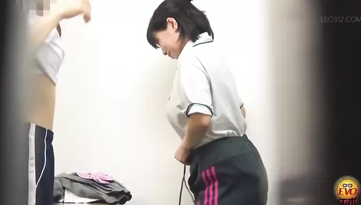 EE-608 05 School girls farts and diarrhea stool inside the panties
