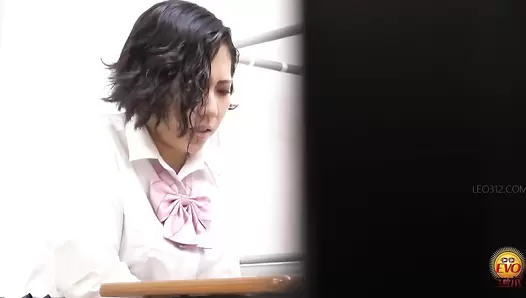 EE-608 03 School girls farts and diarrhea stool inside the panties