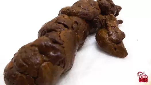 FF-598 01 "Dappunda 3" Let’s experience the poop falling in front of you! VOL. 3