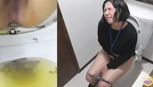 SL-500 01 In-house voyeur. Constipation. Woman’s feces record. Hard stool and laxative loose stool days. VOL. 2