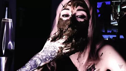 Mega Big Shit And Scat Play With One Big Dick And Dildo By Top Model Betty