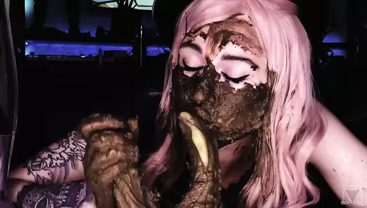 Mega Big Shit And Scat Play With One Big Dick And Dildo By Top Model Betty