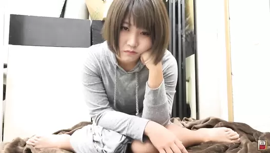 JG-379 03 Mean pooping and abusive talks by ordinary girls. Self-filmed shitting