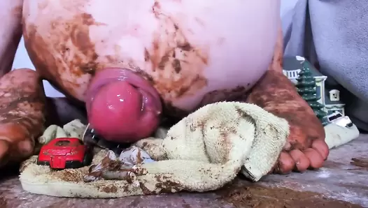 dirtygardengirl / mp4 Giantess Destroys Town