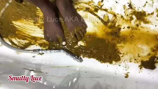 Smutty_Luce / Episode 2 - SHIT INSANITY IN THE BATHTUB