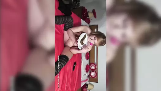 Livia - Tasting Scat